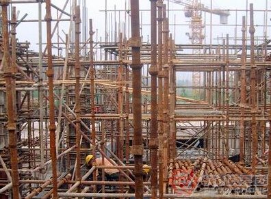 外墻鋼管架腳手架多少錢一副？